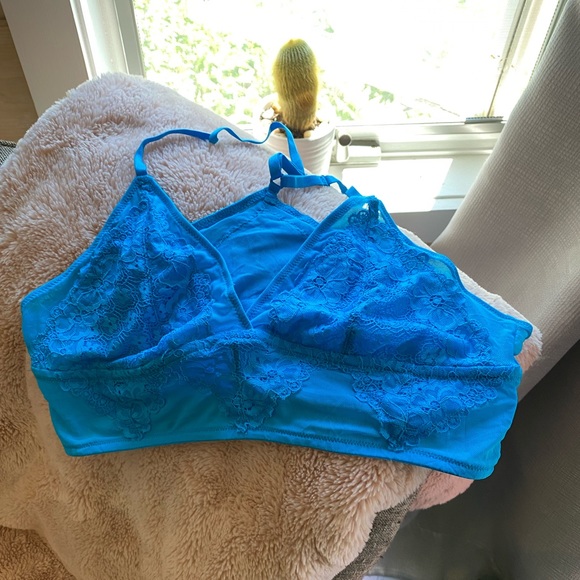 NEW bright blue lace bralette - Picture 4 of 4